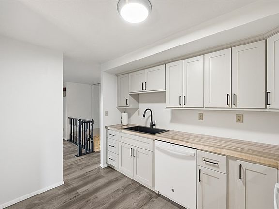 4th image of 110 Carnegie Dr