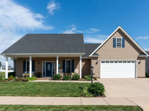 193 Locust Grove Ln, Stuarts Draft, VA 24477