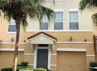 3104 Bayshore Oaks Dr, Tampa, FL 33611