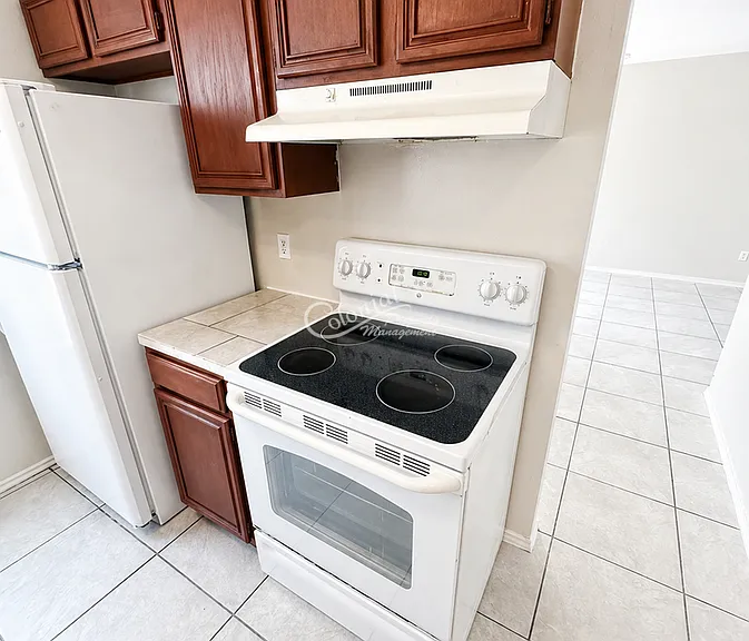 1501 Benttree Dr #B — Photo 5