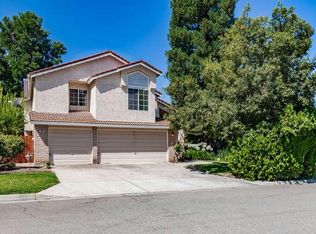 793 E Buckhill Rd, Fresno, CA 93720