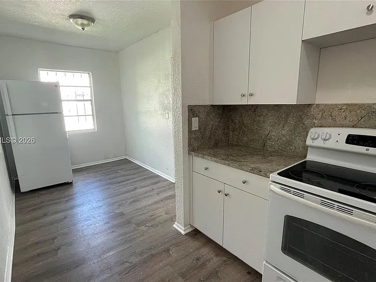1012 NW 66th St — Photo 20
