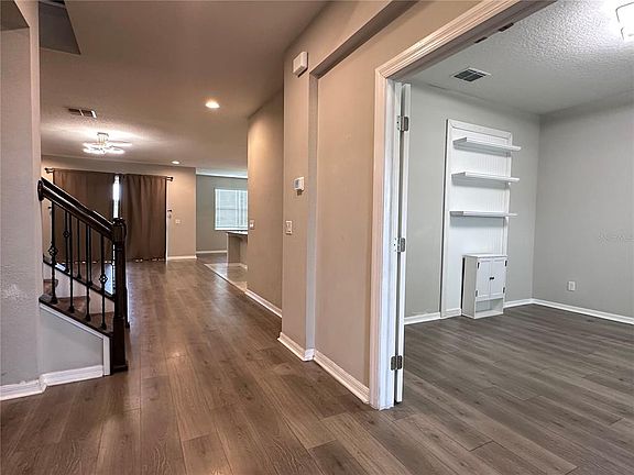 5th image of 4917 EAGLE ROCK DRIVE