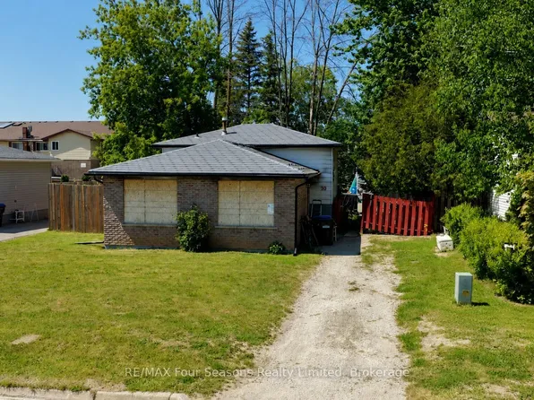 10 Rhonda Rd, Collingwood, ON L9Y 4G4