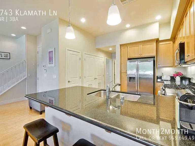 3743 Klamath Ln — Photo 7