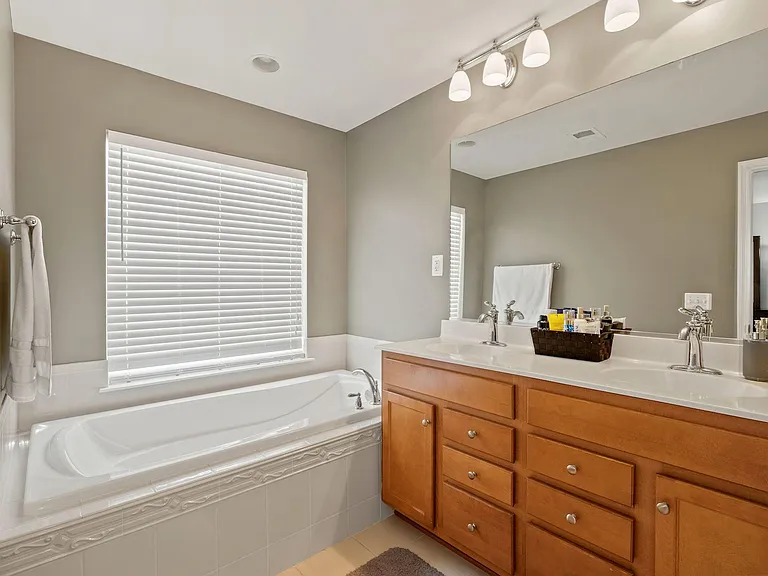 25480 Potomac Twain Ter — Photo 16