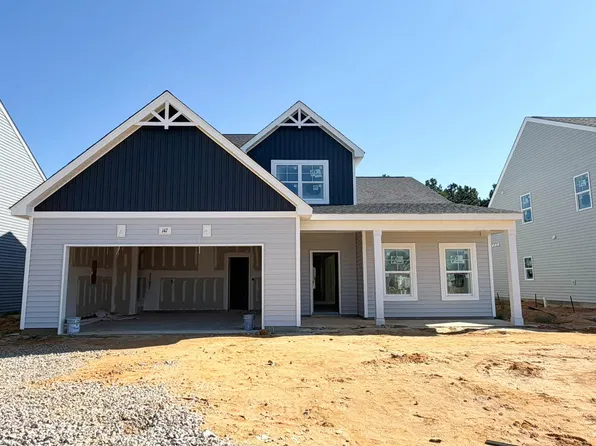 147 Red Lobelia Ln, Raeford, NC 28376