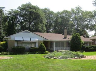 45522 Grant Park, Utica, MI 48317