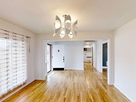 5th image of 2211 Gidding St