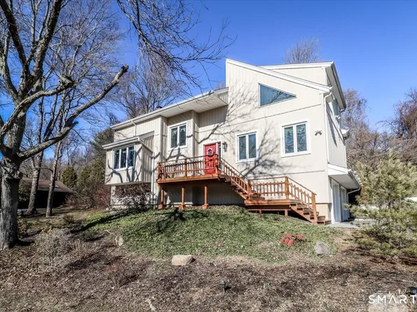 22 Flintlock Drive, Danbury, CT 06811