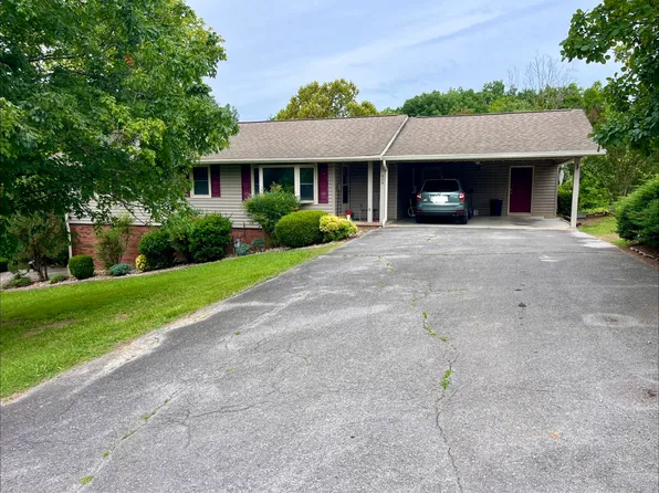 409 Conley Dr, Sevierville, TN 37876