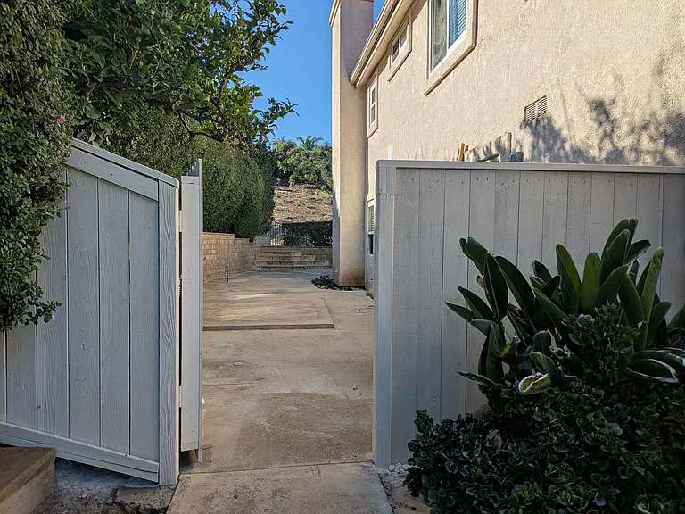 1025 Shoal Creek Ct — Photo 19