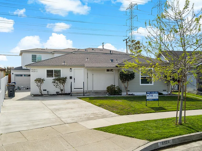 6524 Dashwood St — Photo 12