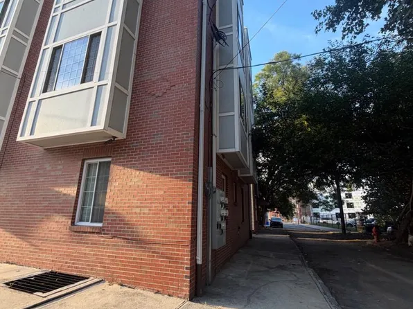 1023 Wallace 25 St, Philadelphia, PA 19123