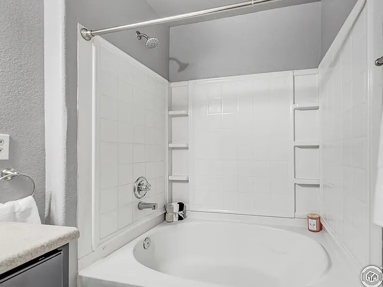 1415 S Galena Way #104 — Photo 22