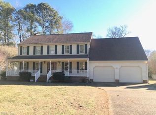 112 Wind Forest Ln, Yorktown, VA 23692
