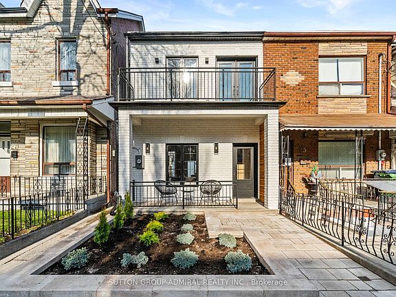 3rd image of 25 Coolmine Rd