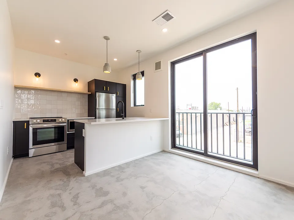 434 Santa Fe Dr #201
