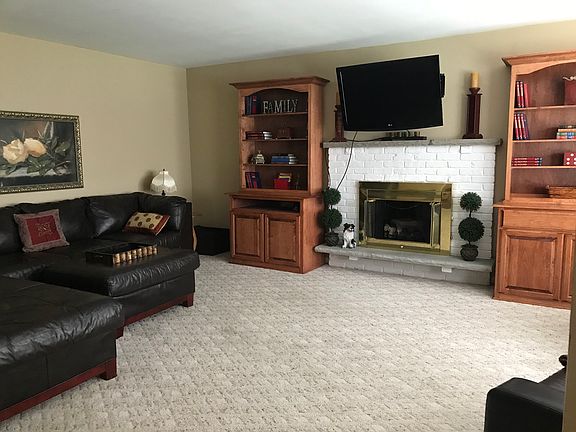 2nd image of 3302 Westwood Dr