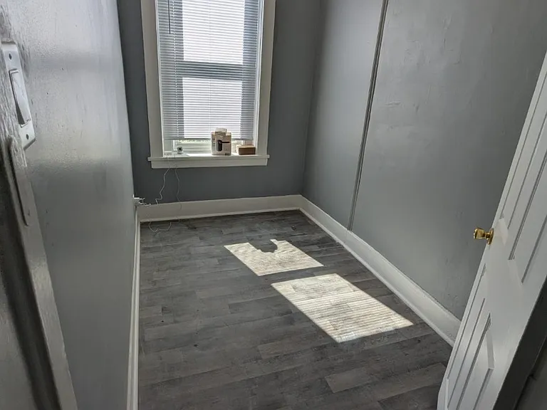 11339 S Langley Ave #1 — Photo 9