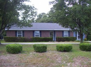 6498 Green Meadow Rd, Fayetteville, NC 28304