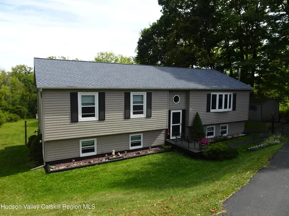 145 Viewmont Road, Germantown, NY 12526