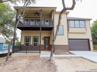 1584 Lakeview Dr, Canyon Lake, TX 78133
