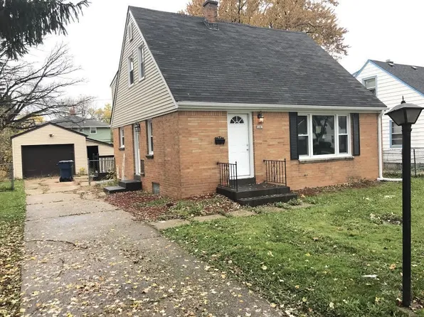 5263 N 61st St, Milwaukee, WI 53218