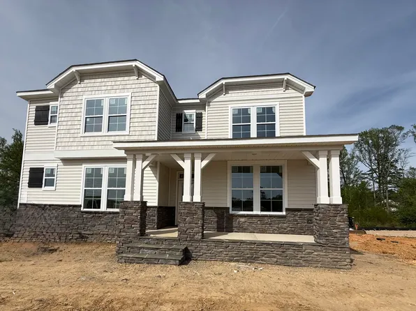 266 Sweetfern Ln, Zebulon, NC 27597