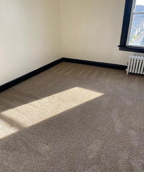 Davis Apartment — Photo 7