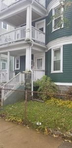 28 Kerwin St, Boston, MA, 02124