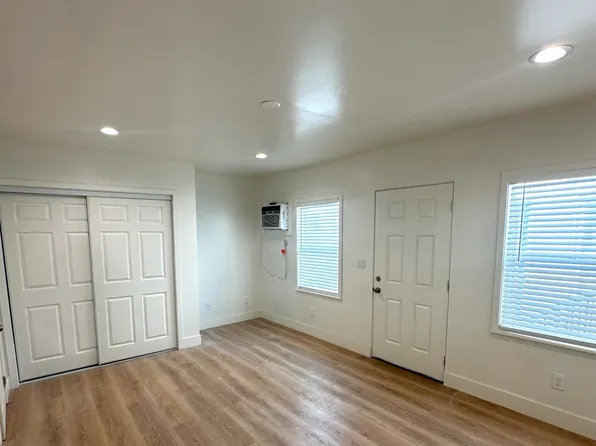 1464 Gaviota Ave APT 7, Long Beach, CA 90813
