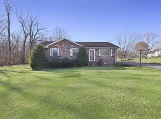 1546 Bandy Rd, Ashland City, TN 37015