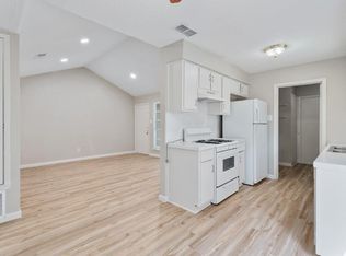 10503 Little Pebble Dr #B, Austin, TX 78758