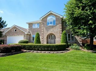 8314 Cloverview Dr, Tinley Park, IL 60477