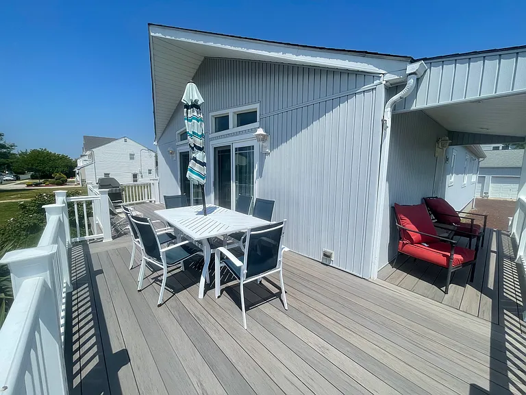 31 Parkway — Photo 3