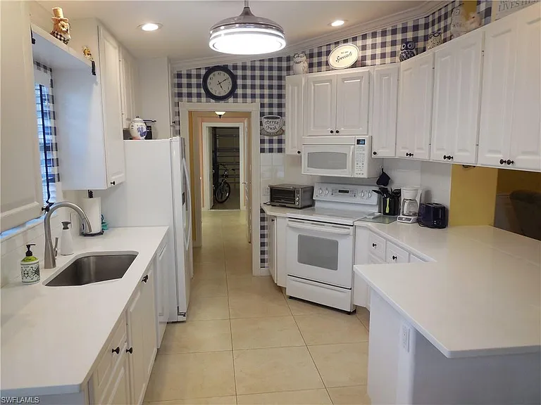 3703 Exuma Way — Photo 7