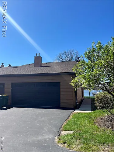 48195 Bayshore Dr Photo 1