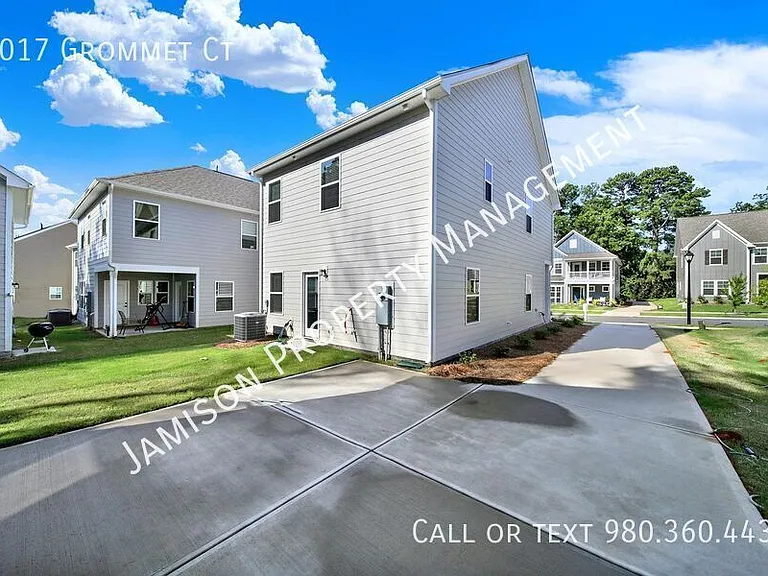 4017 Grommet Ct — Photo 29