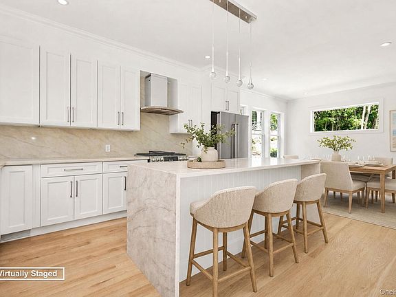 3rd image of 18 Laurel Road