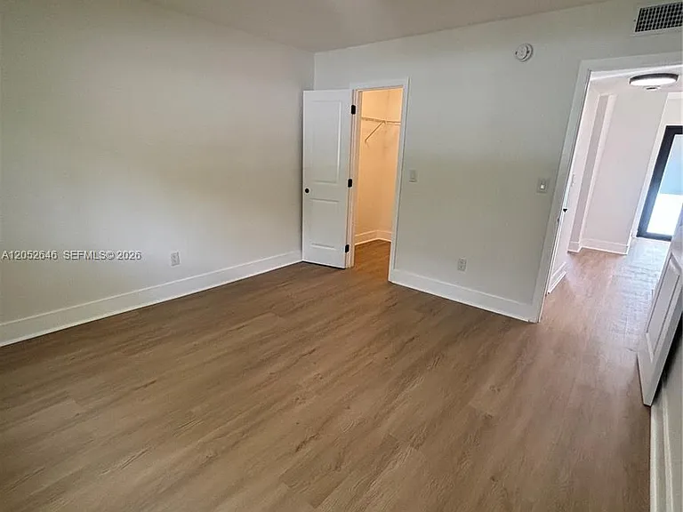 1353 NW 5th St #1 — Photo 6