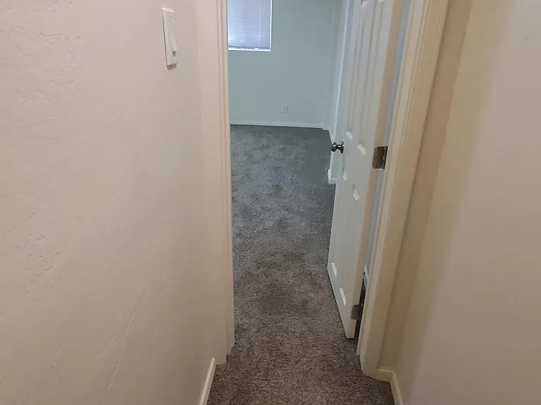 20 N White Mountain Rd — Photo 17