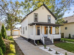 815 Fulton St, Aurora, IL 60505