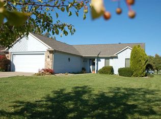 806 Heartland Dr, Fort Wayne, IN 46825