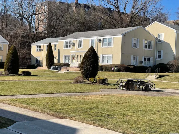 251-09 71st Rd #39B, Bellerose, NY 11426