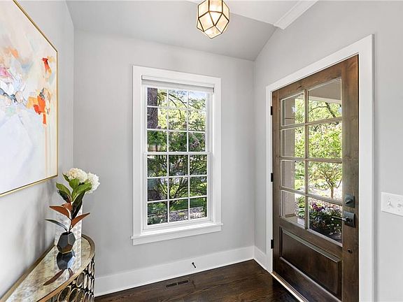 5th image of 5710 Reinhardt Dr