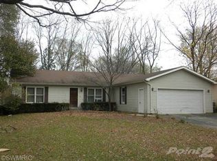 3325 Washington Ave, Saint Joseph, MI 49085