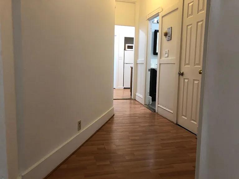 34 Cunard St #2 — Photo 13