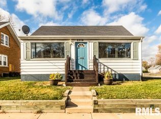 2319 N University St, Peoria, IL