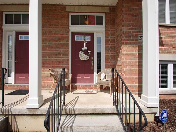 3rd image of 2701 Gardenia Ave APT 4